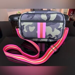 Women’s Crossbody with Adjustable Strap